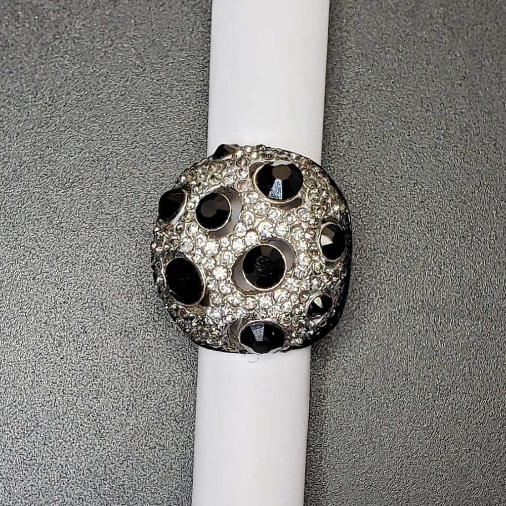 Beautiful black stone ring - Picture 2 of 3